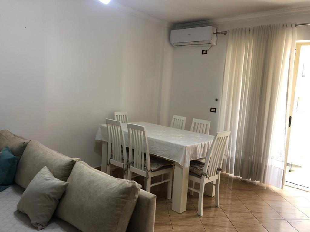 H&g Seaview Apartament *